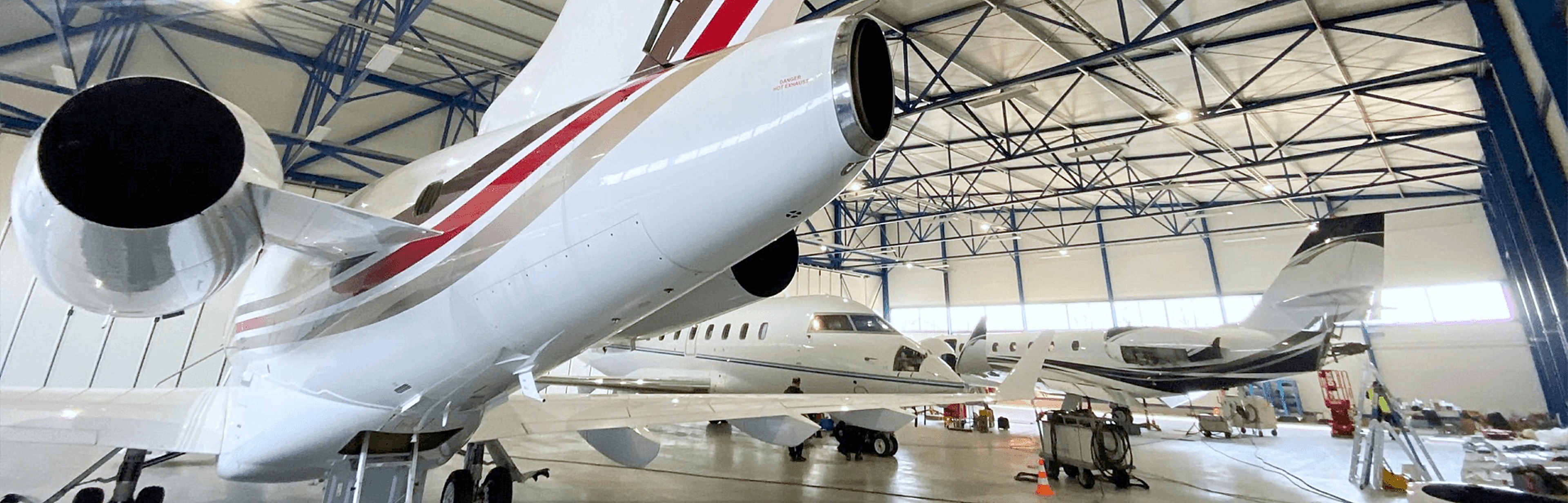 Hangar Slide 3